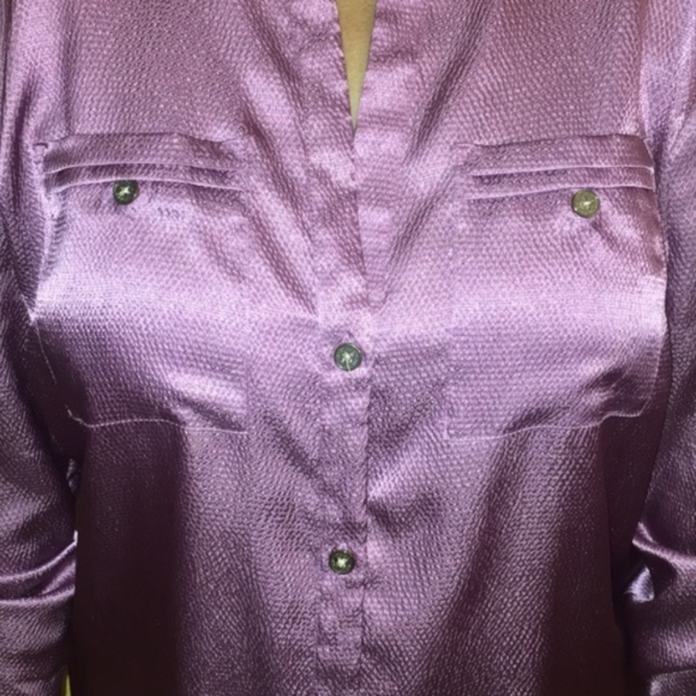 Women’s Dana Buchman Button Down Blouse - Picture 4 of 13